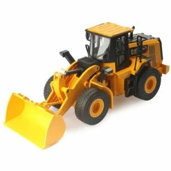 Diecast Masters 1:24 RC CAT 950M Wheel Loader
