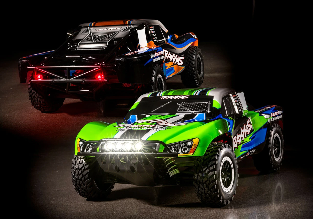 Traxxas Slash 4X4 RTR 4WD Brushed Short Course Truck With DC Charger/battery, LED Lighting (Green) 7 Traxxas Slash 4X4 RTR 4WD Brushed Short Course Truck With DC Charger/battery, LED Lighting (Green) - Image 5