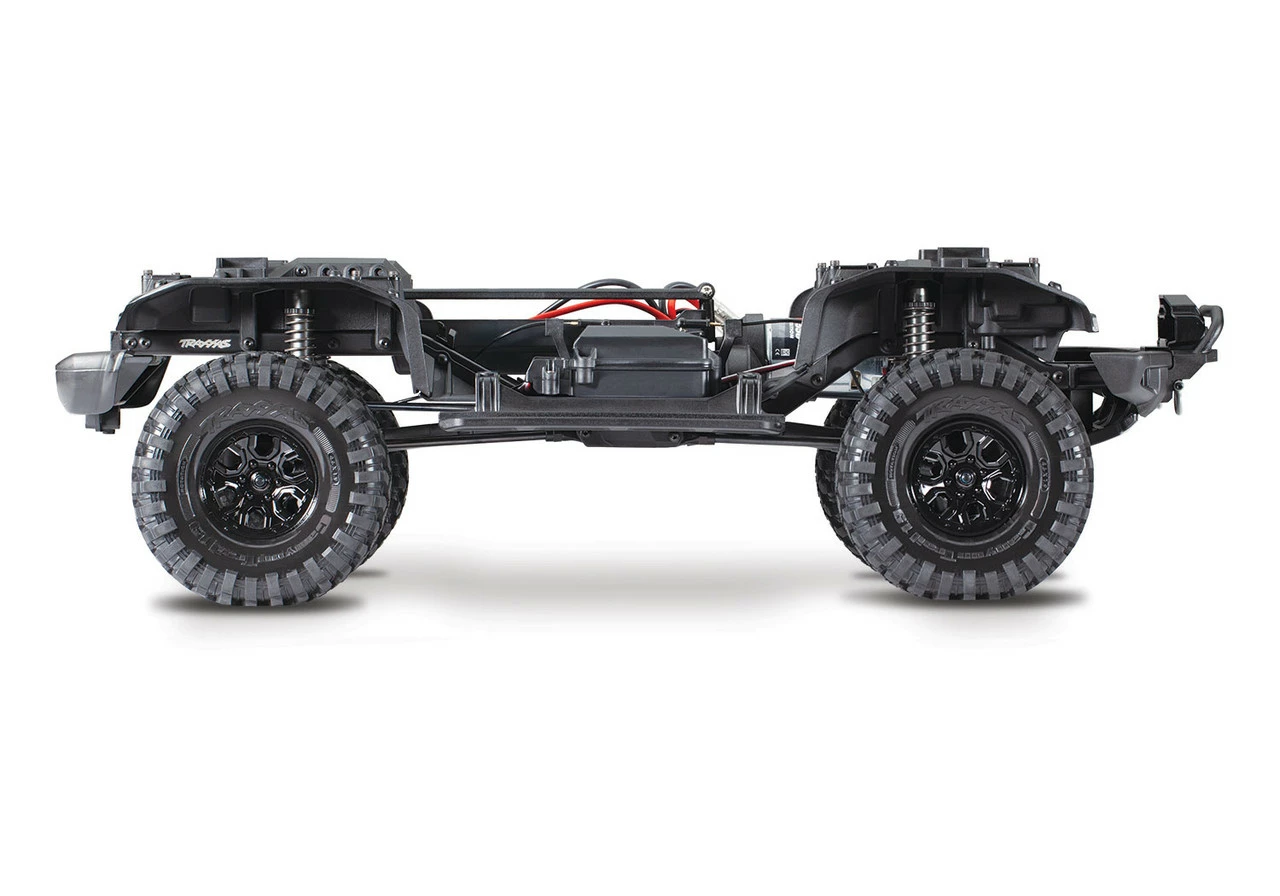 Traxxas TRX-4 1/10 Trail Crawler Truck W/2021 Ford Bronco Body (Red) W/TQi 2.4GHz Radio 15 Traxxas TRX-4 1/10 Trail Crawler Truck W/2021 Ford Bronco Body (Red) W/TQi 2.4GHz Radio - Image 13