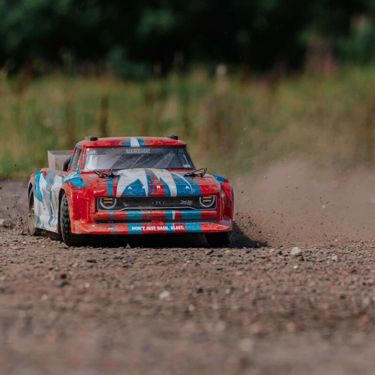 Arrma Infraction 4x4 Mega 1/8 Street Bash Resto Mod Truck RTR, Red/Blue 6 Arrma Infraction 4x4 Mega 1/8 Street Bash Resto Mod Truck RTR, Red/Blue - Image 4