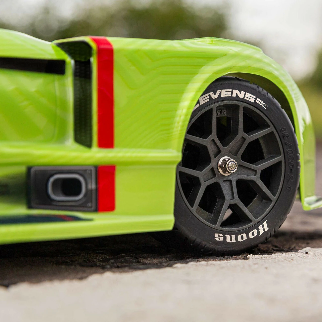 Arrma Vendetta 1/8 4x4 3S BLX Speed Racer, Green 11 Arrma Vendetta 1/8 4x4 3S BLX Speed Racer, Green - Image 9