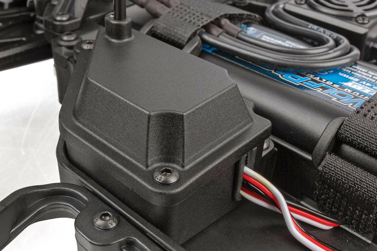 Team Associated DR10 RTR Brushless Drag Race Car (Green) W/ 2.4GHz Radio & DVC 10 Team Associated DR10 RTR Brushless Drag Race Car (Green) W/ 2.4GHz Radio & DVC - Image 8