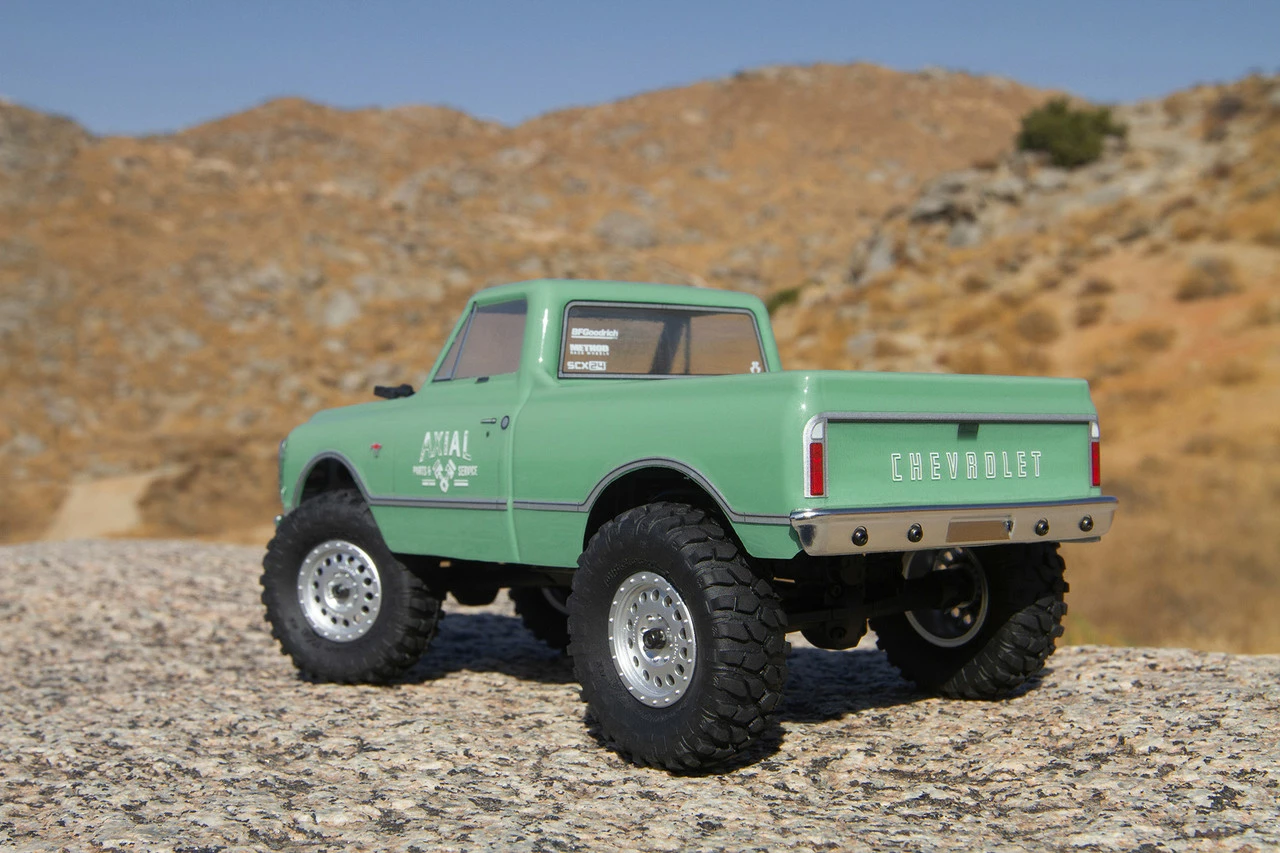 Axial SCX24 1967 Chevrolet C10 1/24 4WD RTR Scale Mini Crawler (Green) W/2.4GHz Radio 15 Axial SCX24 1967 Chevrolet C10 1/24 4WD RTR Scale Mini Crawler (Green) W/2.4GHz Radio - Image 13