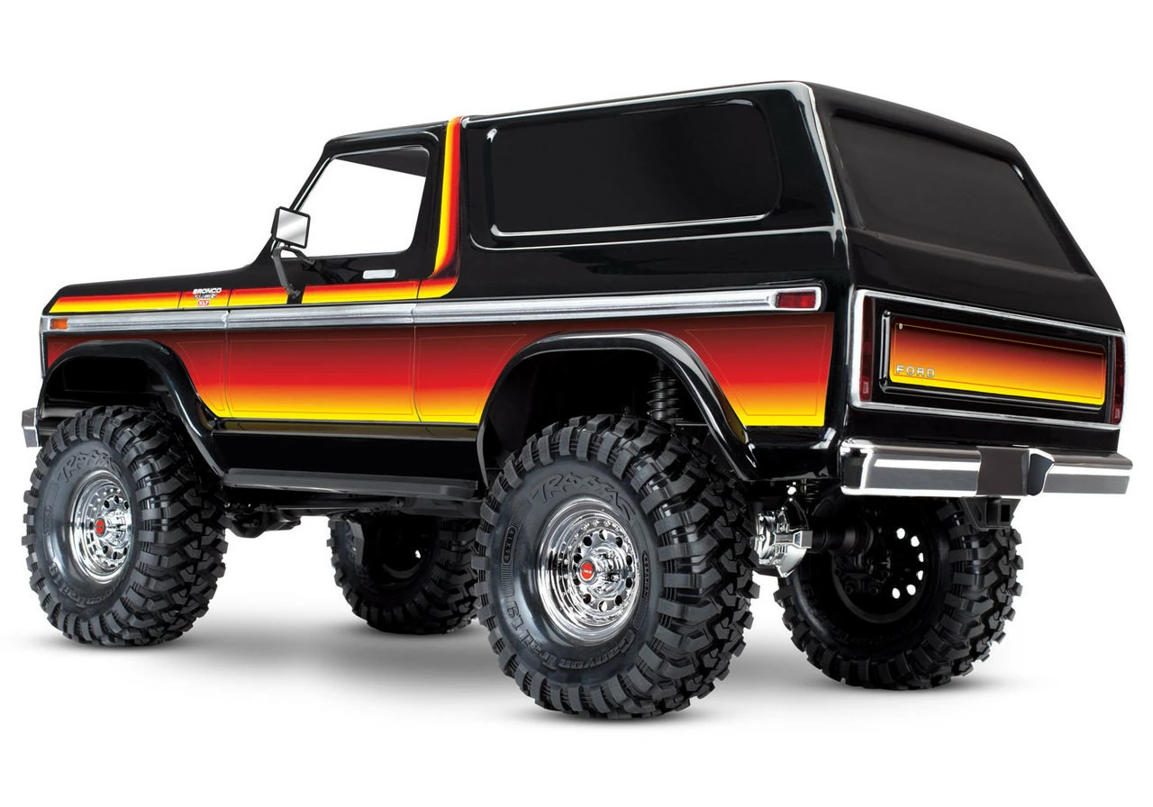 Traxxas TRX-4 1/10 Trail Crawler Truck W/'79 Bronco Ranger XLT Body W/TQi 2.4GHz Radio (Sunset) 6 Traxxas TRX-4 1/10 Trail Crawler Truck W/'79 Bronco Ranger XLT Body W/TQi 2.4GHz Radio (Sunset) - Image 4