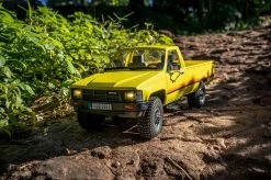 FMS 1:18 TOYOTA Hilux RTR Yellow -RC Cars & Trucks Sales DSC02024 700x 26125.1664483635