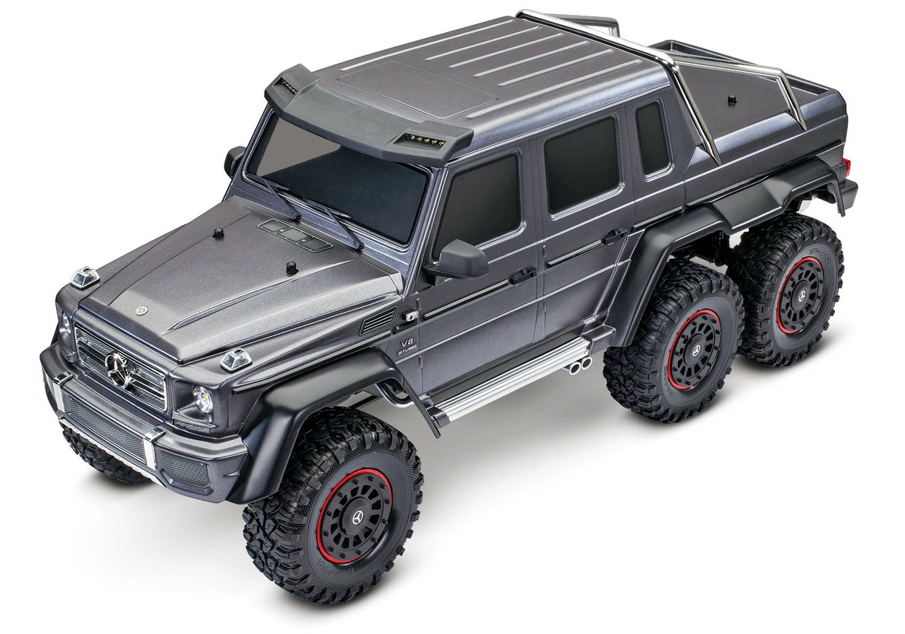 Traxxas TRX-6 Mercedes-Benz G 63 AMG 6x6, Silver 7 Traxxas TRX-6 Mercedes-Benz G 63 AMG 6x6, Silver - Image 5