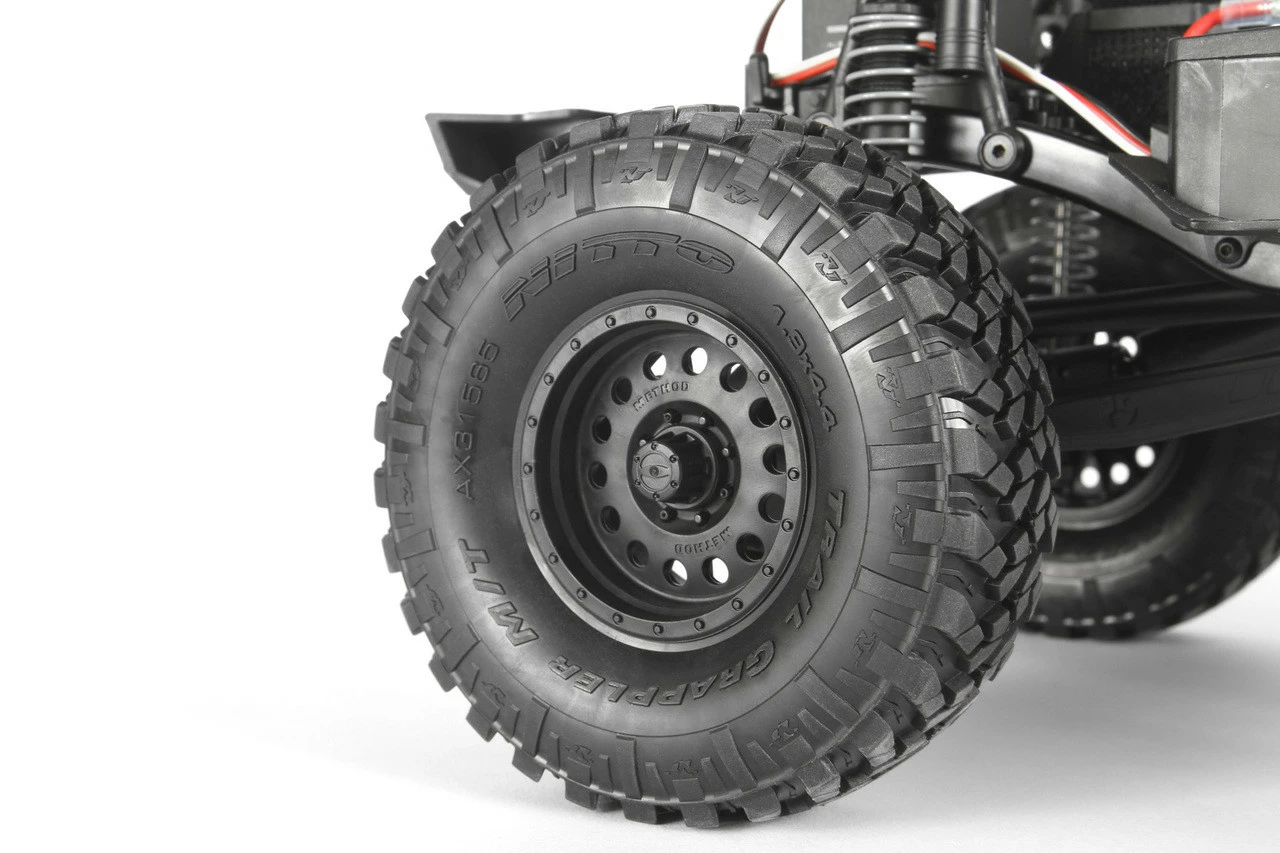 Axial 90066 SCX10 II Deadbolt RTR 4WD Rock Crawler W/2.4GHz Radio 17 Axial 90066 SCX10 II Deadbolt RTR 4WD Rock Crawler W/2.4GHz Radio - Image 15